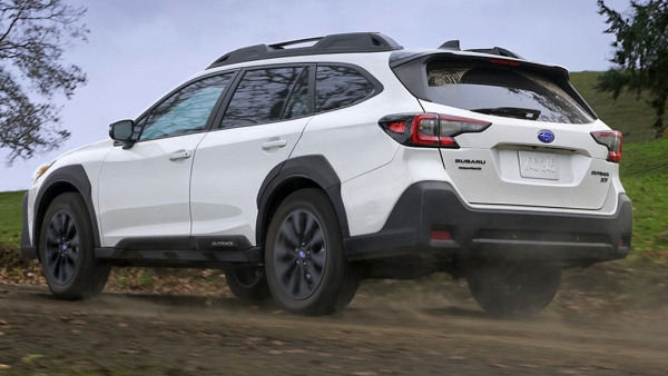 Компания Subaru представила в Нью-Йорке обновлённый Outback 2023 года Компания Subaru представила в Нью-Йорке обновлённый Outback 2023 года