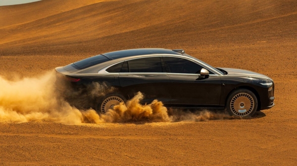 Седан Voyah Passion L: новая гибридная топ-версия Седан Voyah Passion L: новая гибридная топ-версия