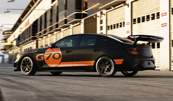 Показан седан Genesis G70 для трек-дней