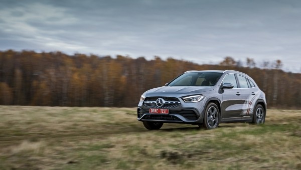 Ранжируем кроссоверы Mercedes-Benz GLA и GLB 250 4matic