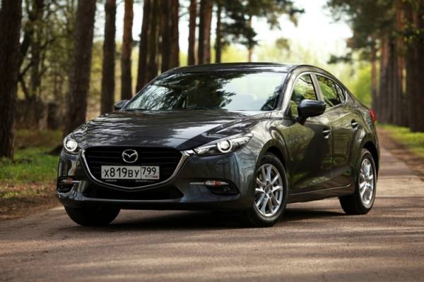 Тест-драйв Mazda 3: Луноликая Тест-драйв Mazda 3: Луноликая