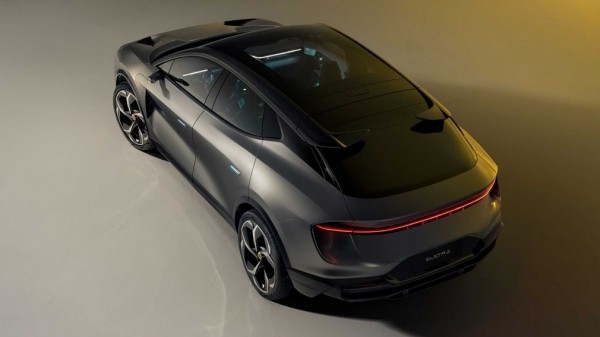 Компания Lotus представила первый в своей истории серийный кроссовер Lotus Eletre 2023 года Компания Lotus представила первый в своей истории серийный кроссовер Lotus Eletre 2023 года