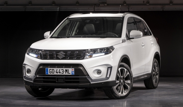 На кроссовере Suzuki Vitara дебютировала новая гибридная система На кроссовере Suzuki Vitara дебютировала новая гибридная система