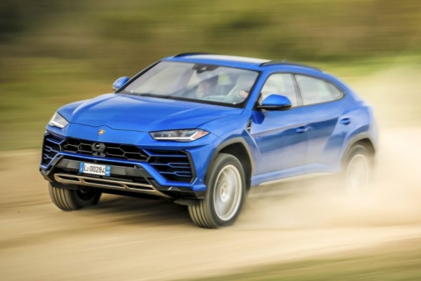 Кроссовер Lamborghini Urus: впереди рестайлинг и гибрид