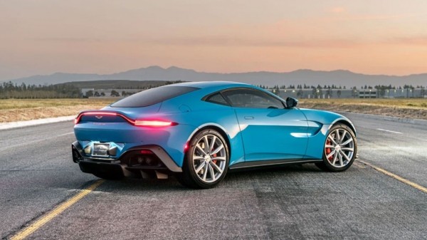 Представлен бронированный Aston Martin Vantage Представлен бронированный Aston Martin Vantage
