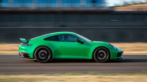 Получаем Porsche 992 c «механикой» в виде 911-го GTS Получаем Porsche 992 c «механикой» в виде 911-го GTS