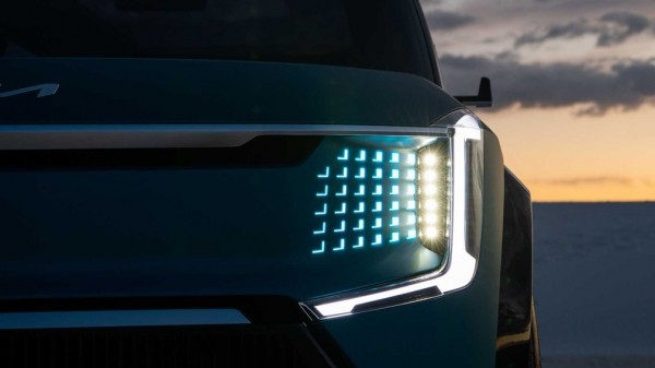 Раскрыли подробности о новом электрическом кроссовере Kia EV9