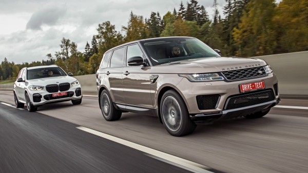 Заправляем дизелем Range Rover Sport D250 для встречи с BMW X5 Заправляем дизелем Range Rover Sport D250 для встречи с BMW X5
