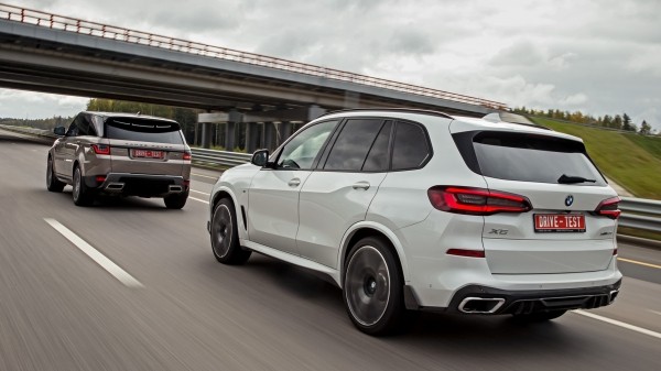 Заправляем дизелем Range Rover Sport D250 для встречи с BMW X5 Заправляем дизелем Range Rover Sport D250 для встречи с BMW X5