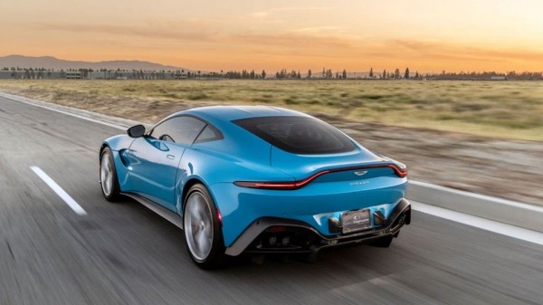 Представлен бронированный Aston Martin Vantage Представлен бронированный Aston Martin Vantage