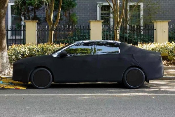 Новый Peugeot 408 на подходе, старый превратился в Fukang Новый Peugeot 408 на подходе, старый превратился в Fukang