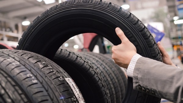 Инженер Бакеро призвал заменить зарубежные шины для авто российскими или китайскими аналогами Инженер Бакеро призвал заменить зарубежные шины для авто российскими или китайскими аналогами