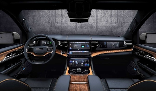 Большой Jeep Wagoneer: теперь длинная база и битурбомотор Большой Jeep Wagoneer: теперь длинная база и битурбомотор