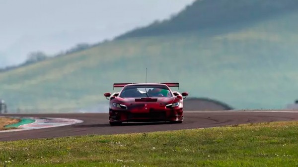 Ferrari вывела на тесты спорткар 296 GT3 Ferrari вывела на тесты спорткар 296 GT3