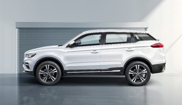 Запутанная история: Geely Boyue/Atlas обновлен еще раз Запутанная история: Geely Boyue/Atlas обновлен еще раз