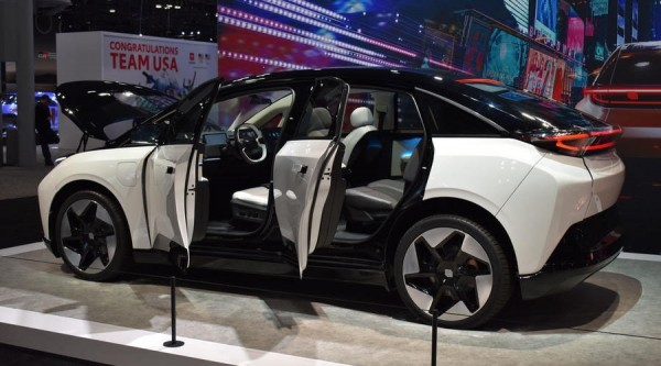 Электромобиль-конструктор Indi One: премьера в Нью-Йорке