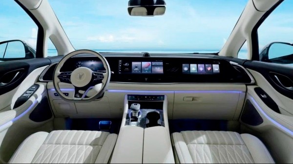 На китайском рынке дебютировал роскошный электрический минивэн Voyah Dreamer