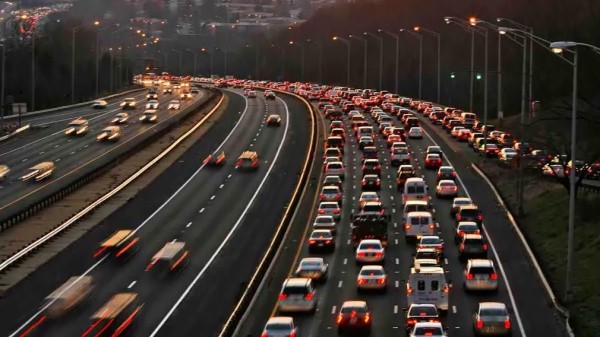 В Москве водителям позволят покидать место дорожно-транспортного происшествия В Москве водителям позволят покидать место дорожно-транспортного происшествия