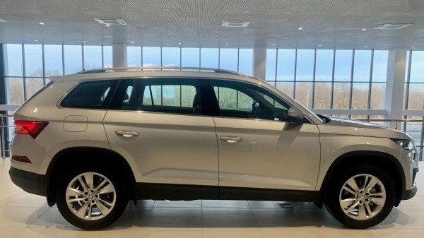 Компания Skoda отзывает почти 2 тыс. кроссоверов Skoda Kodiaq в РФ в апреле 2022 года Компания Skoda отзывает почти 2 тыс. кроссоверов Skoda Kodiaq в РФ в апреле 2022 года
