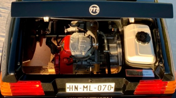 На продажу выставили Mercedes-Benz из 90-х с ДВС и коробкой передач На продажу выставили Mercedes-Benz из 90-х с ДВС и коробкой передач