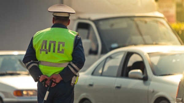 В ГИБДД рассказали, когда инспектор ДПС может проверить авто при наличии техосмотра