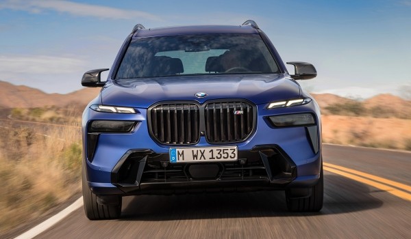 Рестайлинговый BMW X7 показал новое лицо марки