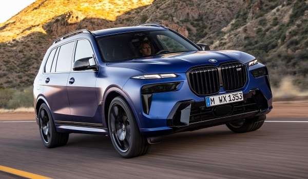 Рестайлинговый BMW X7 показал новое лицо марки