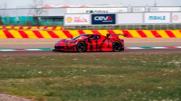 Ferrari вывела на тесты спорткар 296 GT3 Ferrari вывела на тесты спорткар 296 GT3