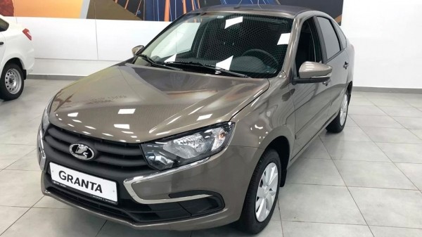 Названы 3 секретных способа, которые позволят сэкономить при покупке автомобилей Lada