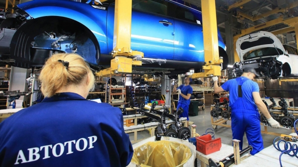 Автозавод «Автотор» ведёт переговоры о выпуске машин из стран, не вводивших санкции Автозавод «Автотор» ведёт переговоры о выпуске машин из стран, не вводивших санкции