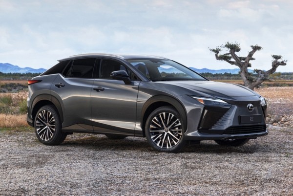 Кроссовер Lexus RZ 450e открыл гамму электромобилей