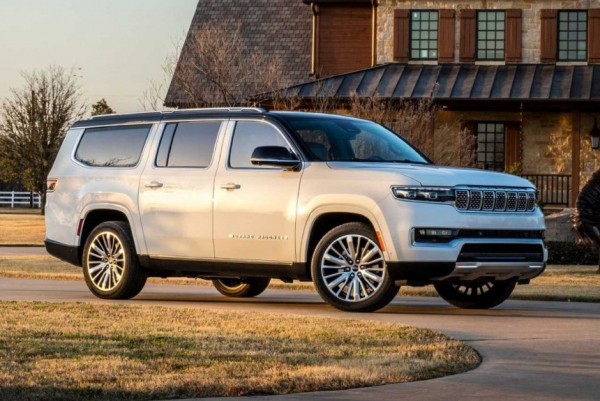 Большой Jeep Wagoneer: теперь длинная база и битурбомотор Большой Jeep Wagoneer: теперь длинная база и битурбомотор