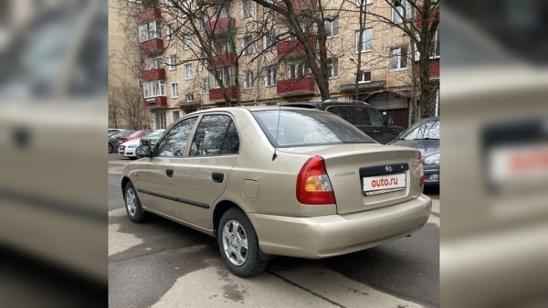 В РФ продают новый Hyundai Accent 2005 года выпуска за 590 тысяч рублей