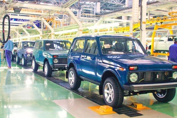 АВТОВАЗ не сможет выпускать классическую Niva после выхода из отпуска в апреле 2022 года АВТОВАЗ не сможет выпускать классическую Niva после выхода из отпуска в апреле 2022 года