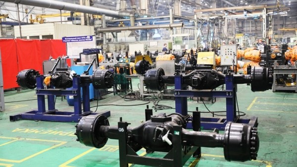 Автозавод «Урал» полностью откажется от закупки китайских мостов после 2024 года Автозавод «Урал» полностью откажется от закупки китайских мостов после 2024 года
