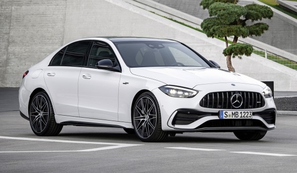 Новый Mercedes-AMG C 43: теперь с четырьмя цилиндрами