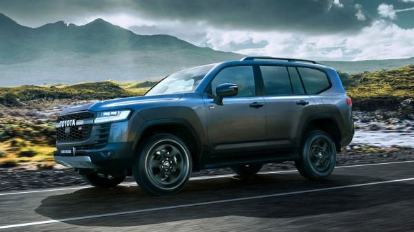 Подержанные внедорожники Toyota Land Cruiser 300 на рынке Японии стали стоить вдвое дороже новых Подержанные внедорожники Toyota Land Cruiser 300 на рынке Японии стали стоить вдвое дороже новых