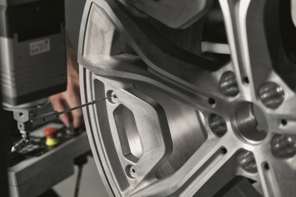 BMW и Mini будут использовать только экологически чистую энергию для выпуска алюминиевых колес с 2024 года BMW и Mini будут использовать только экологически чистую энергию для выпуска алюминиевых колес с 2024 года