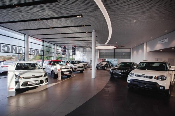 Большинство автодилеров РФ могут закрыться в 2022 году Большинство автодилеров РФ могут закрыться в 2022 году