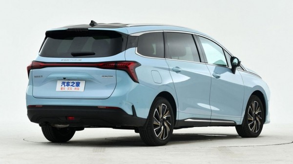 Новый минивэн Dongfeng Forthing Yacht появился на рынке Китая Новый минивэн Dongfeng Forthing Yacht появился на рынке Китая