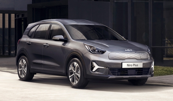 Для такси подготовлена модель Kia Niro Plus с высокой крышей Для такси подготовлена модель Kia Niro Plus с высокой крышей