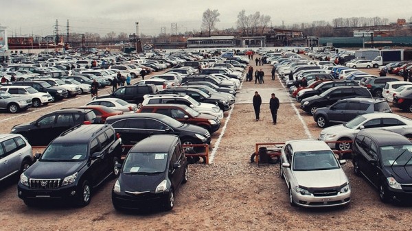 Автомобильный рынок в России достиг дна в марте 2022 года Автомобильный рынок в России достиг дна в марте 2022 года