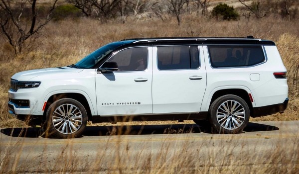 Большой Jeep Wagoneer: теперь длинная база и битурбомотор Большой Jeep Wagoneer: теперь длинная база и битурбомотор