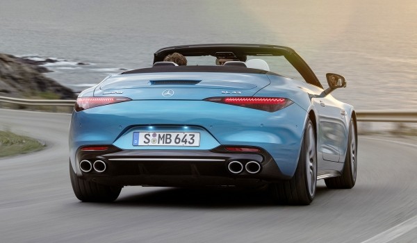 Новый Mercedes-AMG SL: базовая версия с четырьмя цилиндрами Новый Mercedes-AMG SL: базовая версия с четырьмя цилиндрами