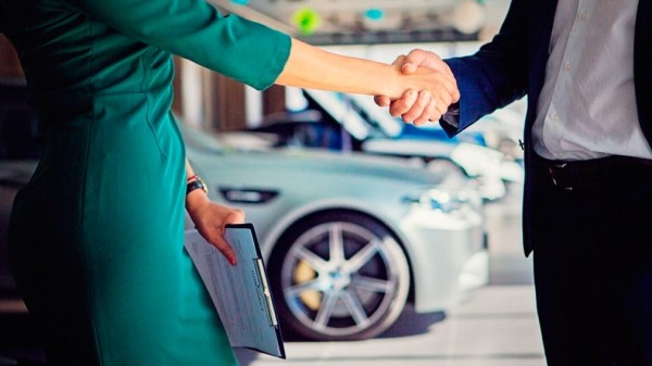 Банк ВТБ скорректировал ставки по всей линейке автокредитов на 3 процентных пункта в апреле 2022 года