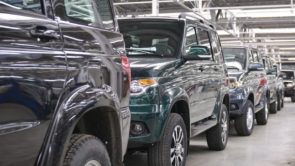 На конвейере УАЗа заметили кроссовер Chery Tiggo 8
