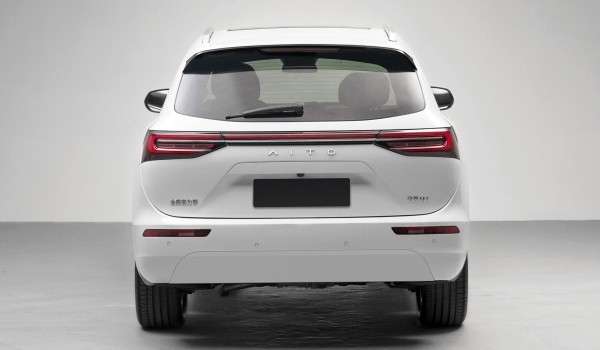 Huawei готовит большой кроссовер AITO M7