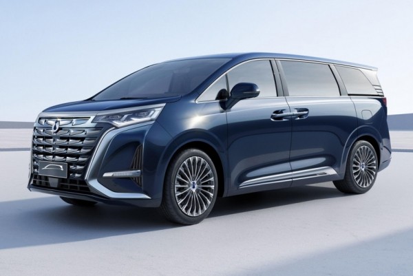 Mercedes и BYD готовят к дебюту роскошный минивэн Denza