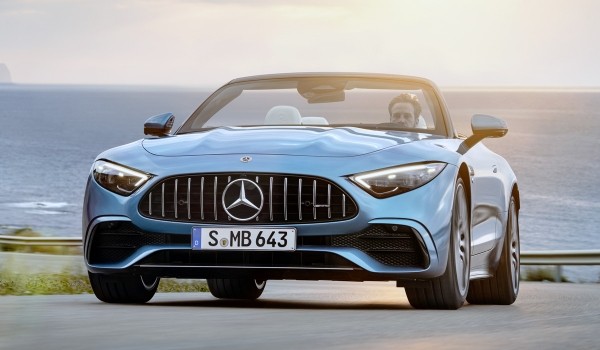Новый Mercedes-AMG SL: базовая версия с четырьмя цилиндрами Новый Mercedes-AMG SL: базовая версия с четырьмя цилиндрами