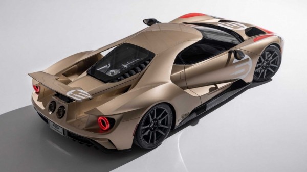 Ford представил прощальную версию суперкара GT Holman Moody Heritage Edition Ford представил прощальную версию суперкара GT Holman Moody Heritage Edition